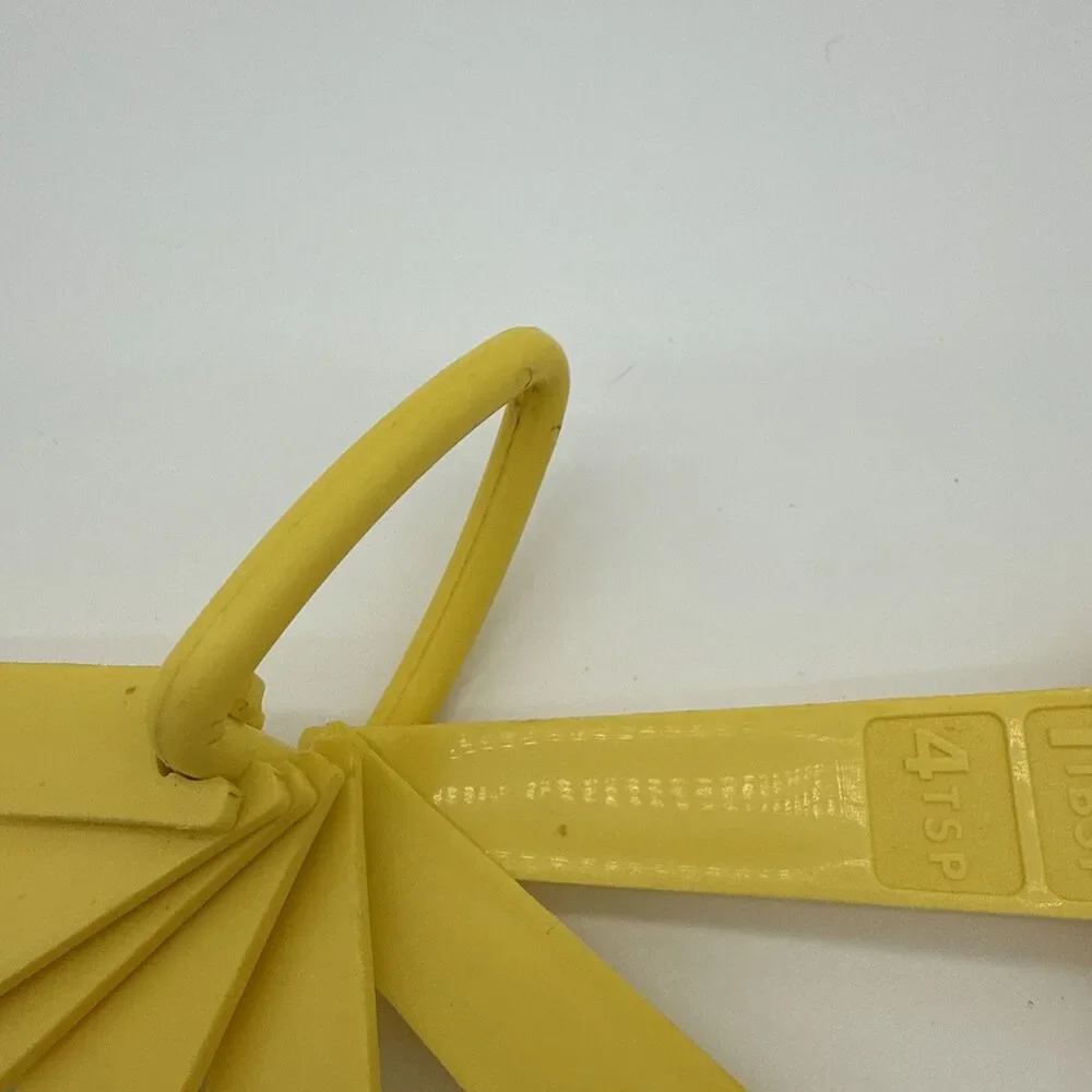Vintage Tupperware Measuring Spoons Yellow with D-Ring Nesting Set of 7